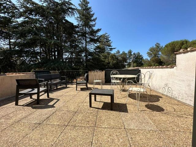Ginasservis L'Hotel Du Bastier מראה חיצוני תמונה